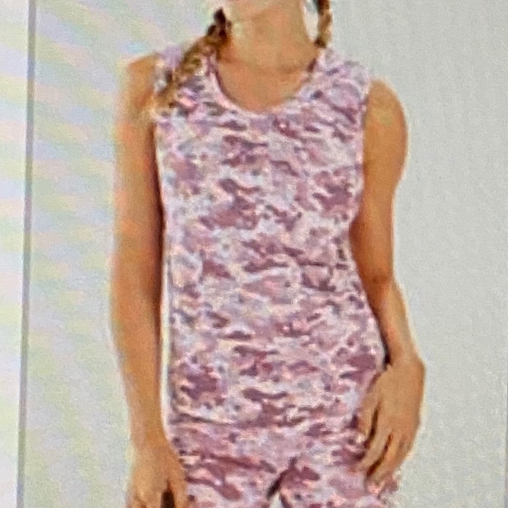 Fabletics Matching set: tank(M) and biker short(S)